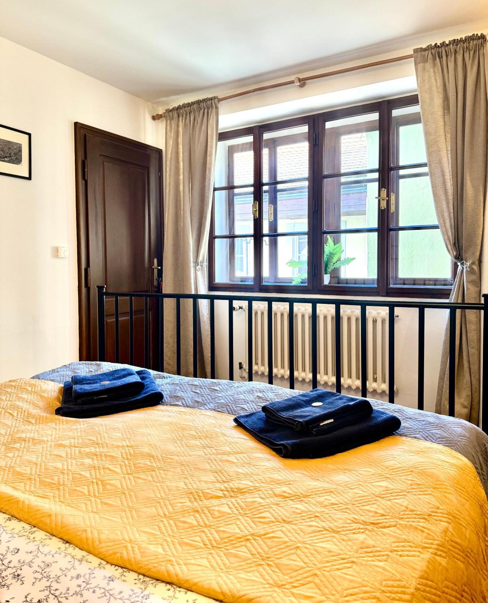 Apartmany Nerudova 36 Prag Exterior foto