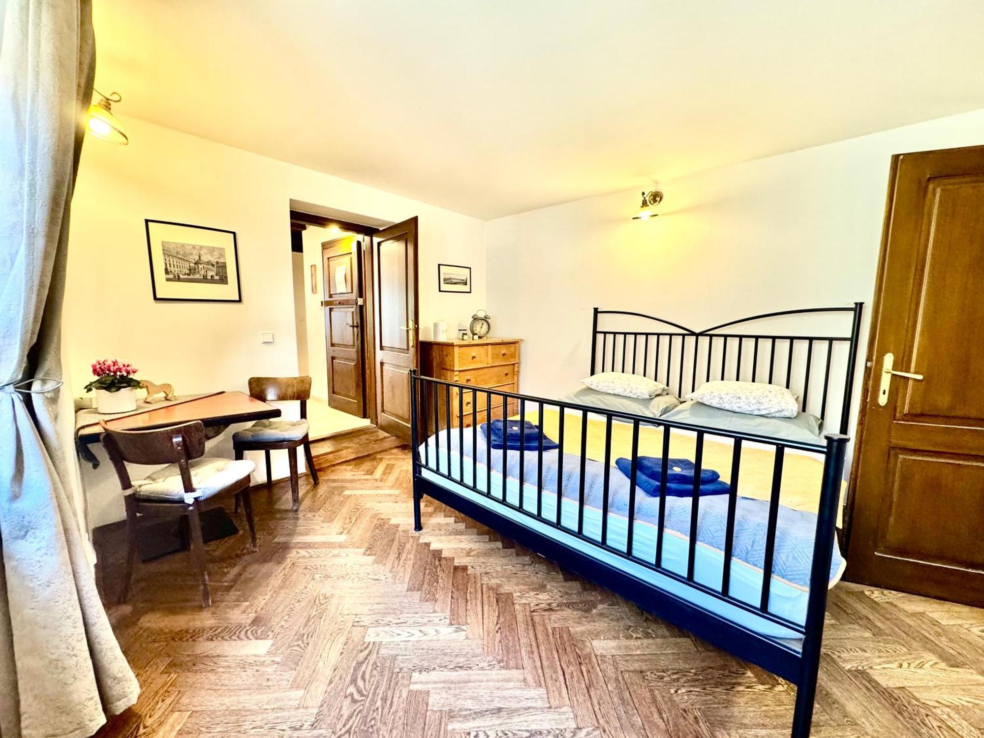 Apartmany Nerudova 36 Prag Exterior foto